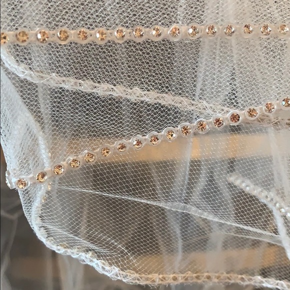 Bridal Veil - Picture 2 of 5